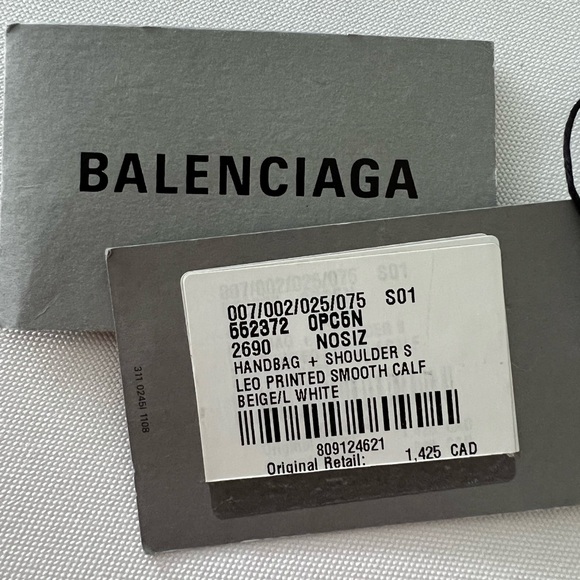 Balenciaga animal print camera bag - Picture 9 of 10